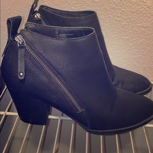 Size 11 black booties.